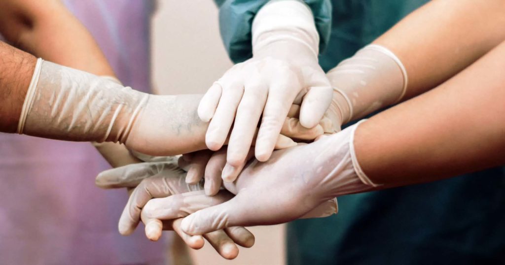 healthcare volunteers teaming up